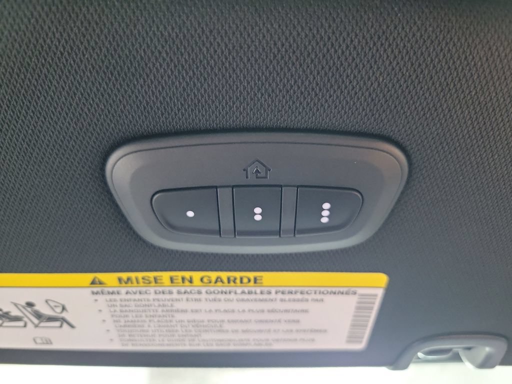 New 2027 Chrysler Pacifica Select AWD/4WD image 33