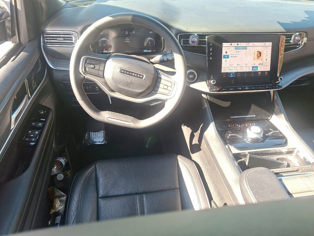 Used 2024 Jeep Wagoneer Series III image 21