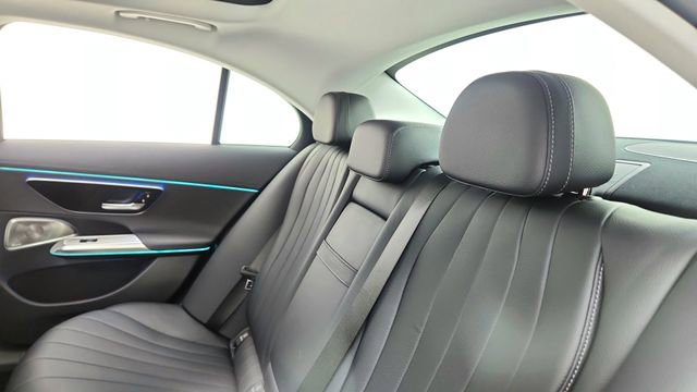 Used 2024 Mercedes-Benz E 350 4MATIC Sedan image 29