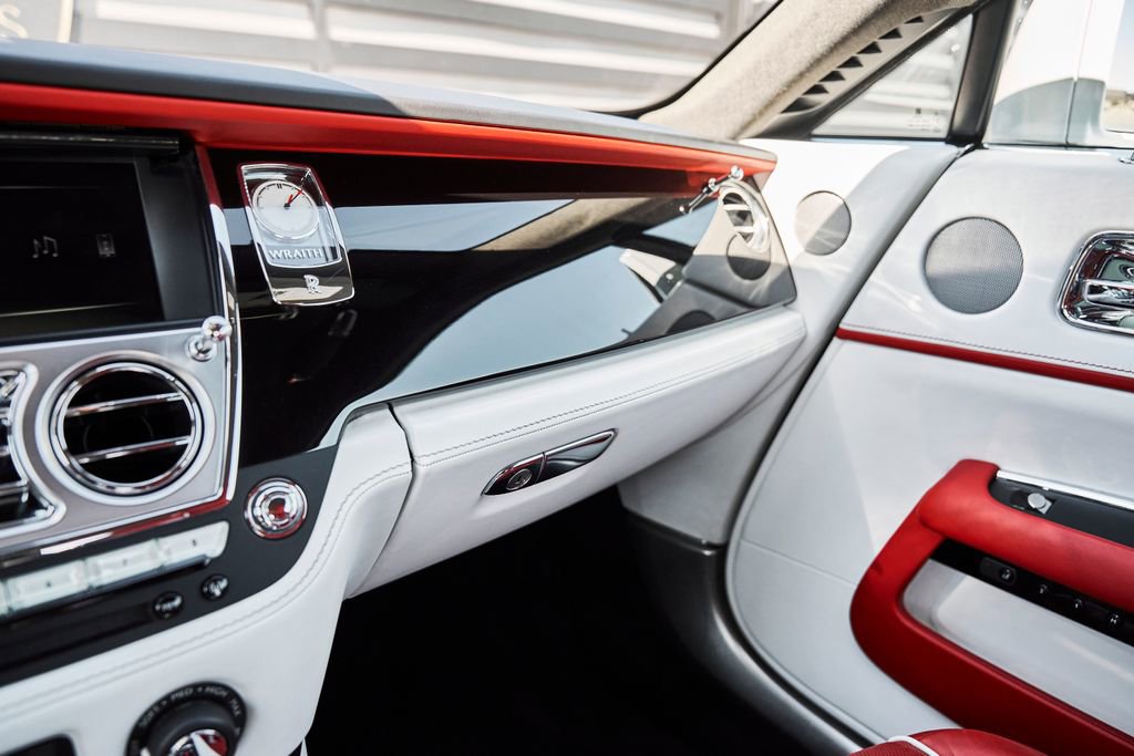 Used 2020 Rolls-Royce Wraith image 69