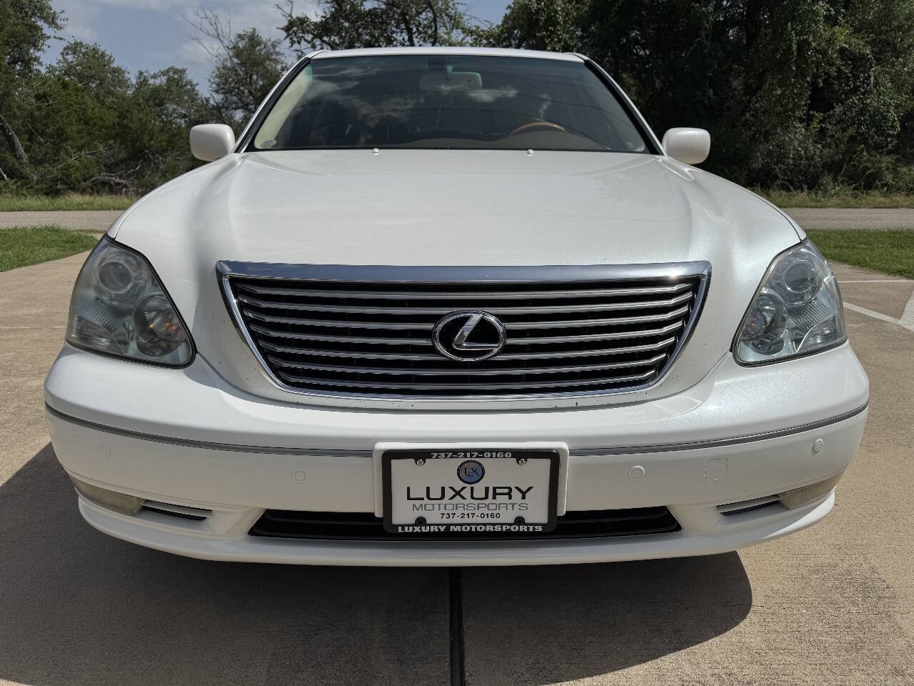 Used 2004 Lexus LS 430 RWD image 4