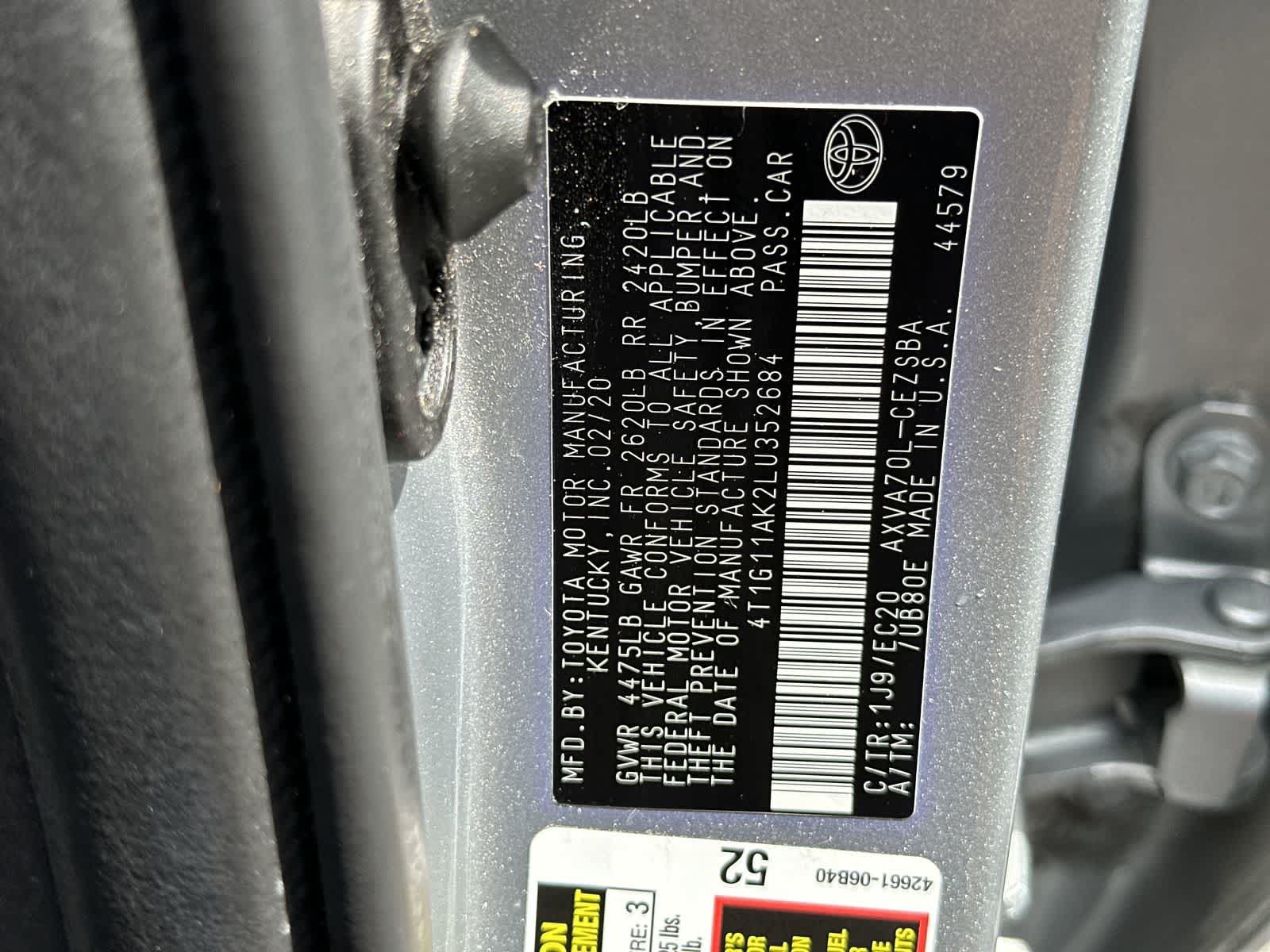 Used 2020 Toyota Camry SE FWD image 24