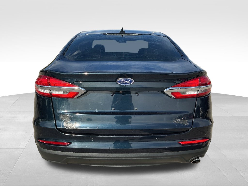 Used 2020 Ford Fusion SE FWD image 5