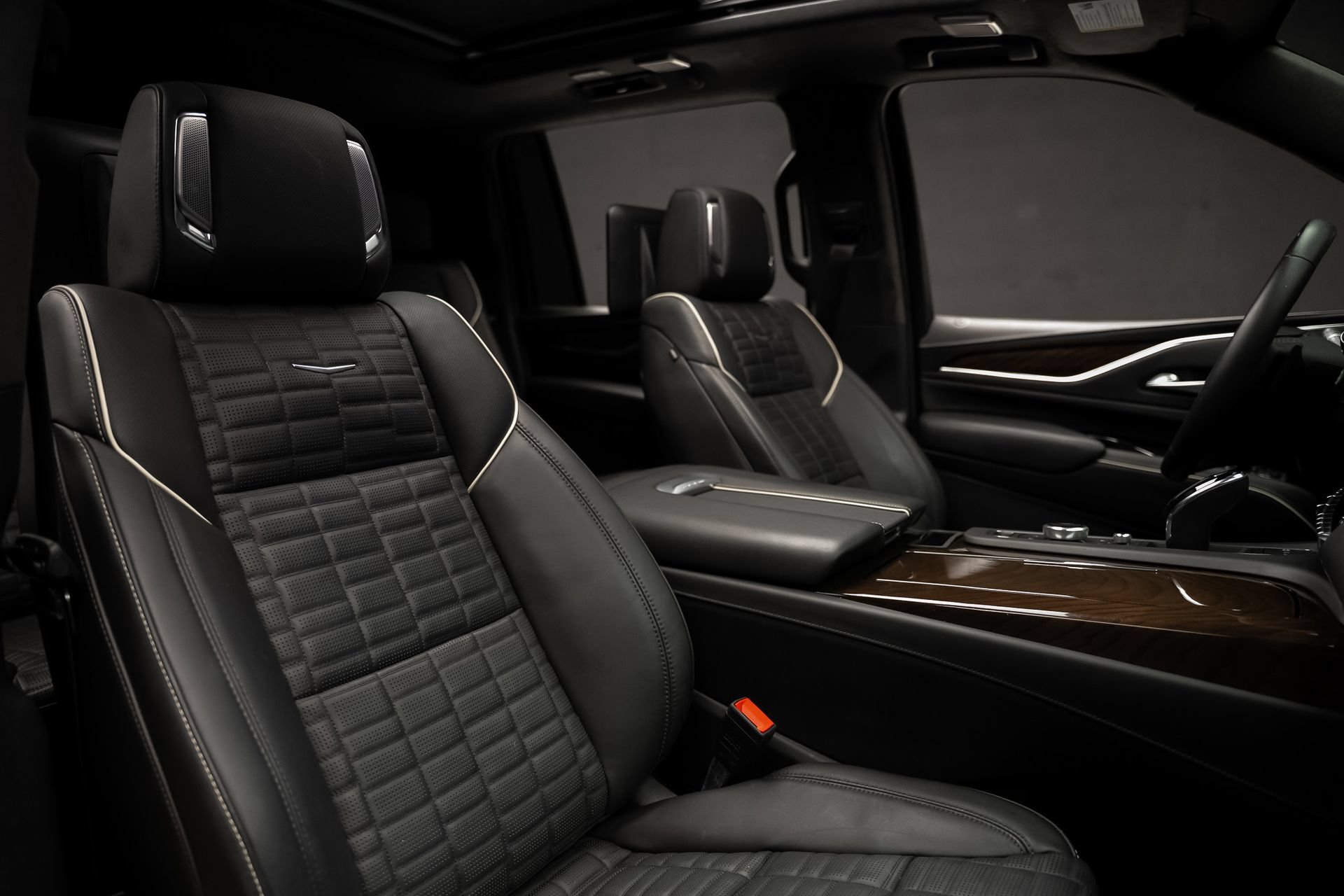 Used 2024 Cadillac Escalade ESV Sport Platinum w/ LPO, ONYX Package AWD/4WD image 64
