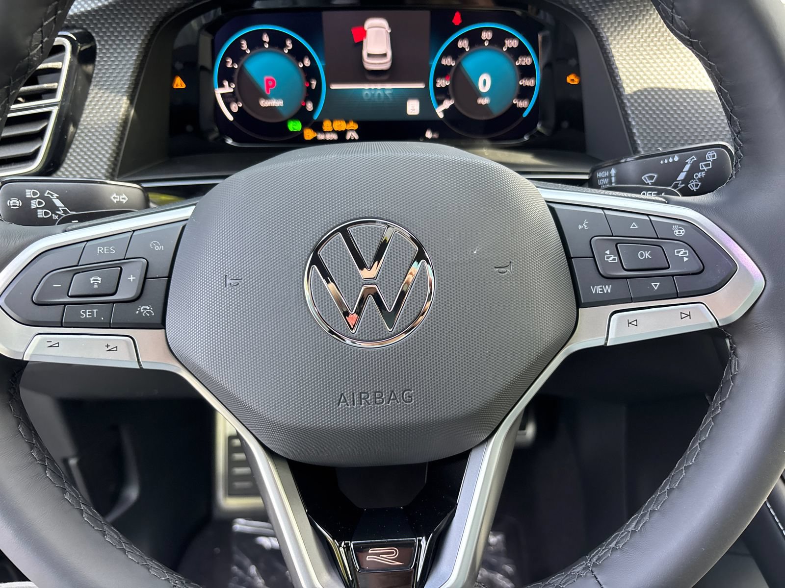 New 2026 Volkswagen Atlas Cross Sport SEL R-Line AWD/4WD image 11