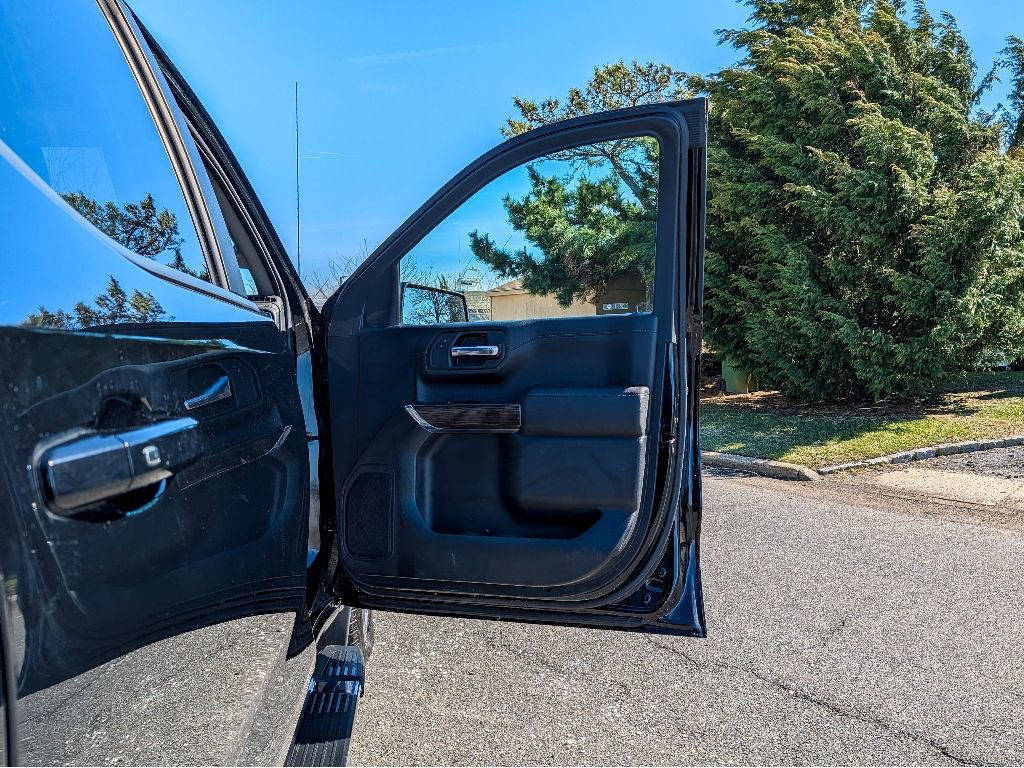 Used 2019 Chevrolet Silverado 1500 LT w/ All-Star Edition image 12