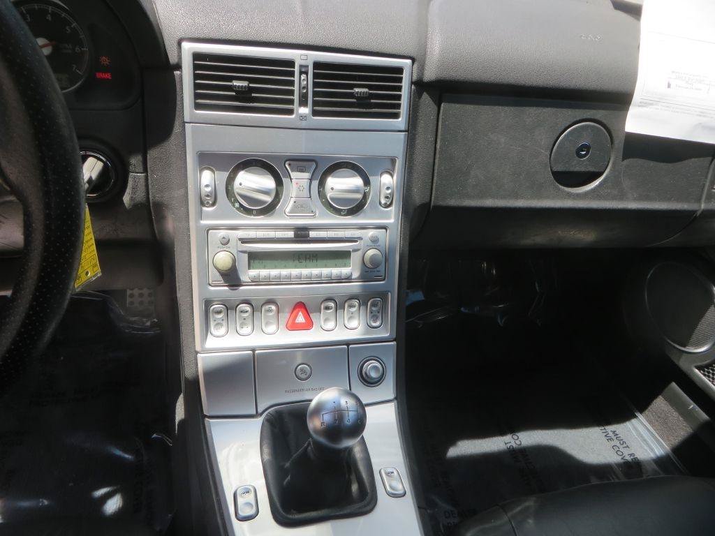 Used 2004 Chrysler Crossfire Coupe RWD image 16