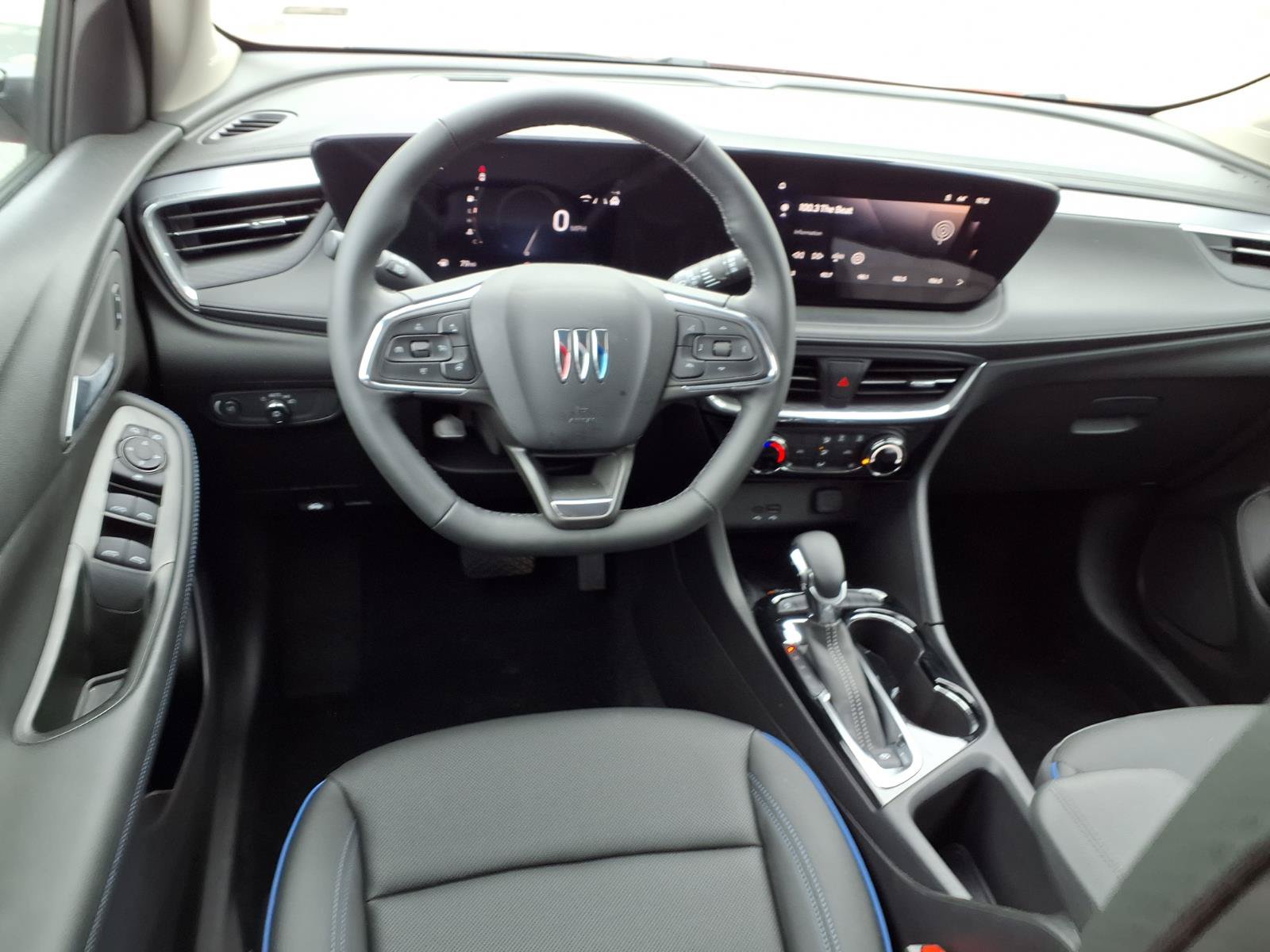 Used 2026 Buick Encore GX Sport Touring w/ Advanced Technology Package FWD image 4