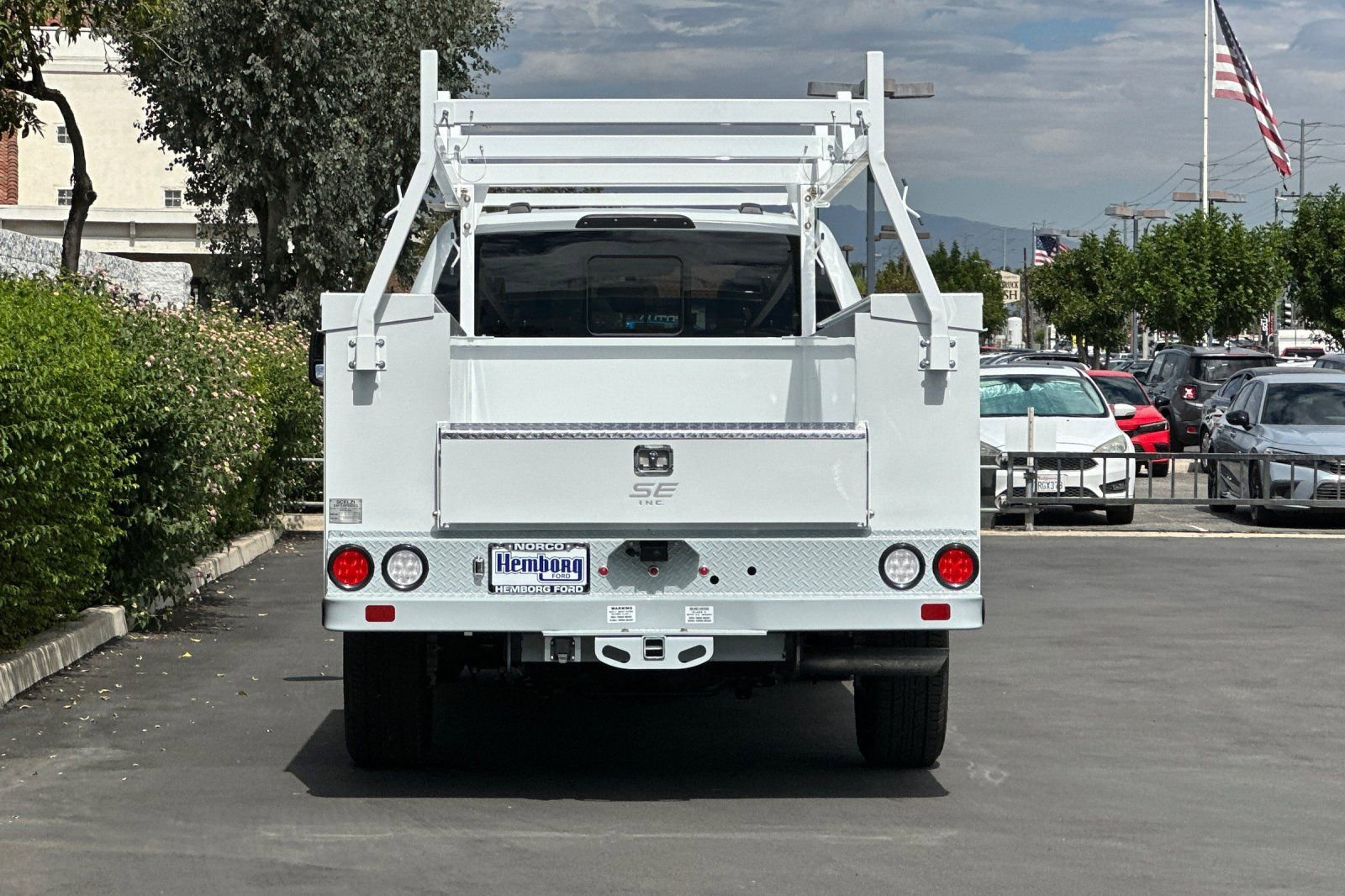 New 2026 Ford F350 XL w/ XL Chrome Package image 5