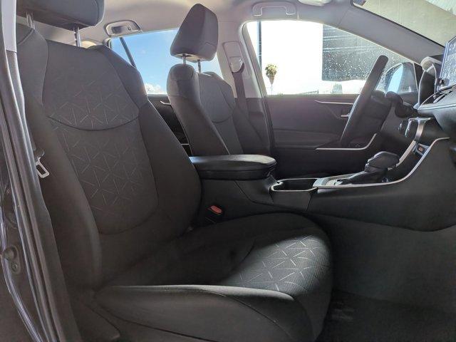 Used 2024 Toyota RAV4 XLE image 20