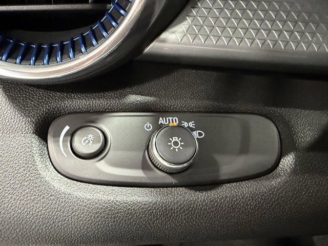 New 2025 Chevrolet Trax LT w/ Driver Confidence Package image 13