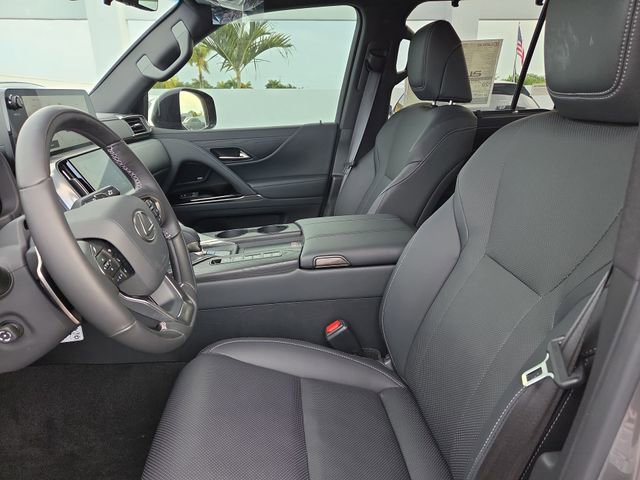 New 2025 Lexus LX 700h Luxury w/ Appearance Package AWD/4WD image 11