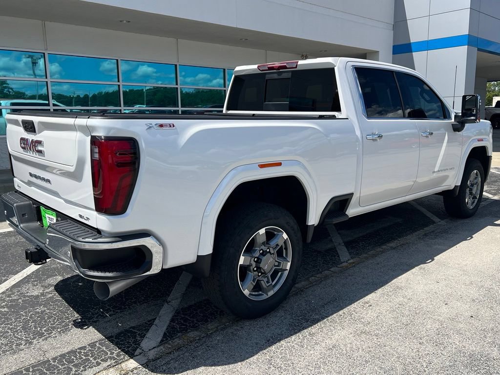 Used 2025 GMC Sierra 2500 SLT w/ SLT Premium Package AWD/4WD image 4