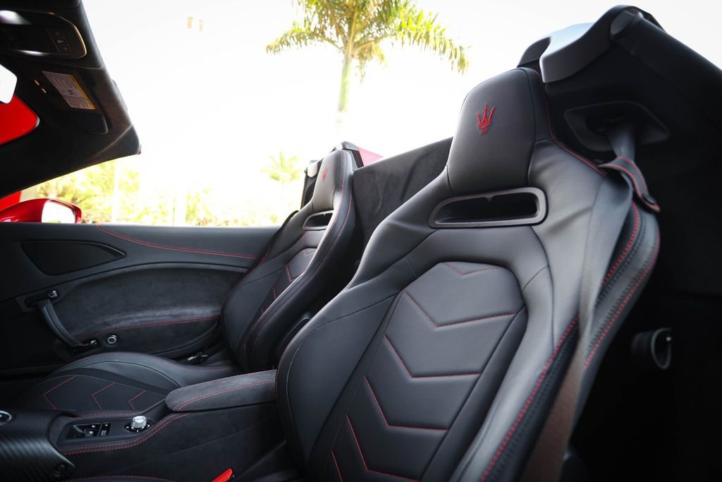 Used 2024 Maserati MC20 Cielo RWD image 40