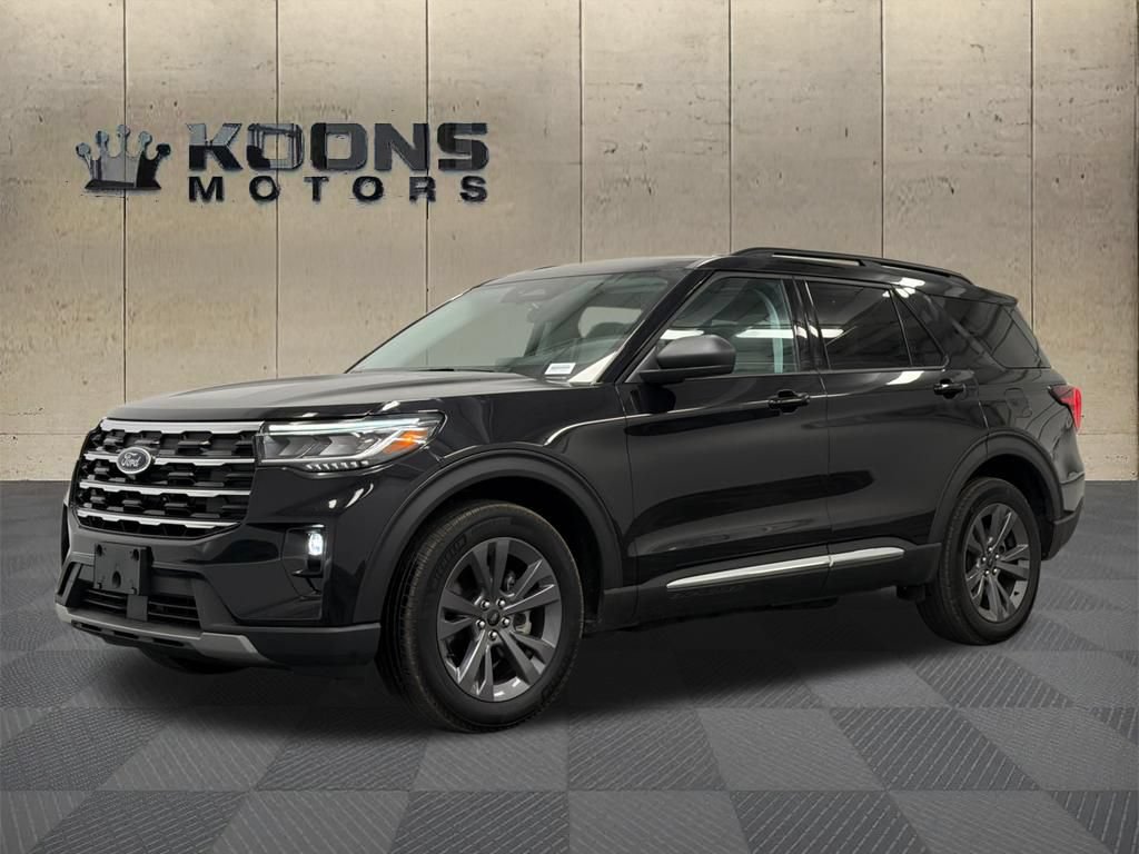 New 2026 Ford Explorer Active w/ Active Comfort Package AWD/4WD image 1