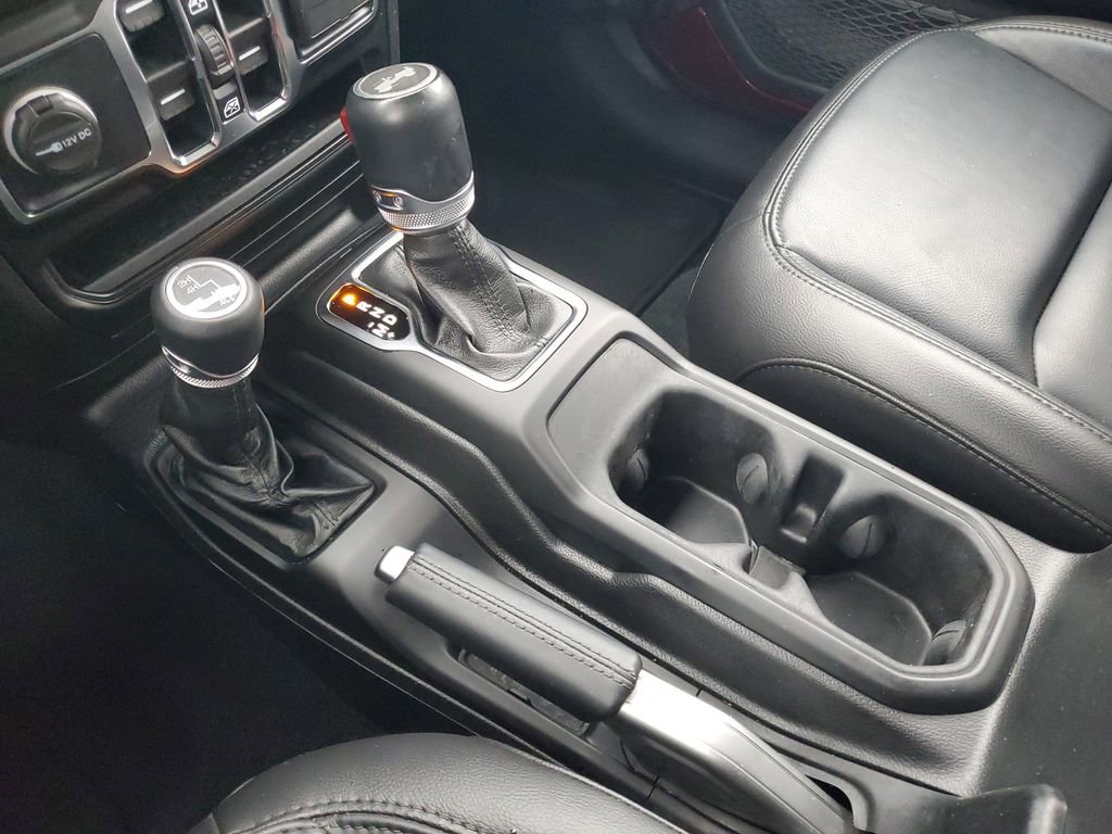 Used 2022 Jeep Wrangler Unlimited Sahara image 21