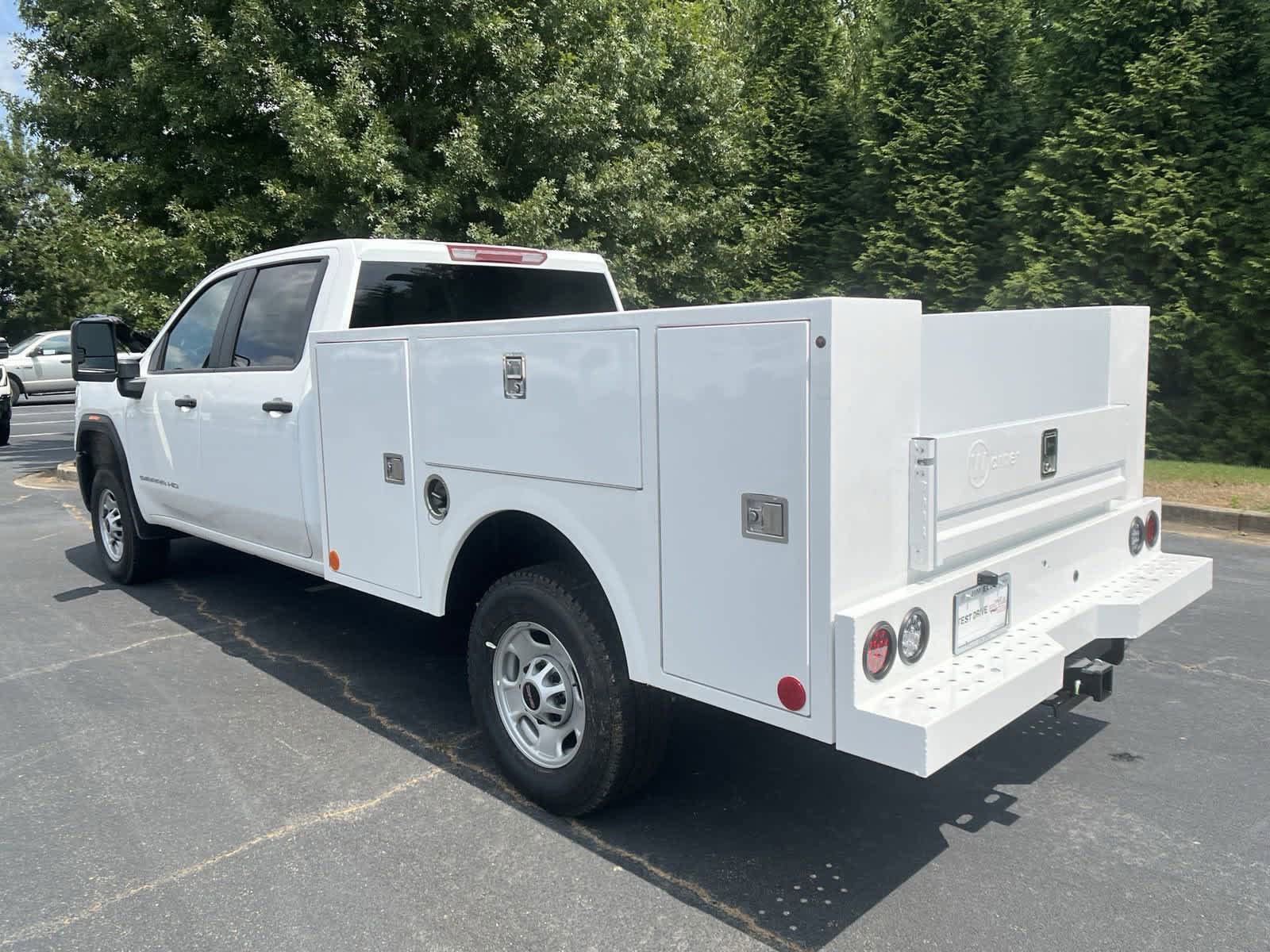 New 2024 GMC Sierra 2500 Pro w/ Convenience Package image 14