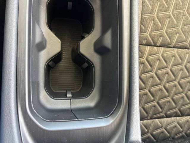 Used 2026 Nissan Kicks SV FWD image 19