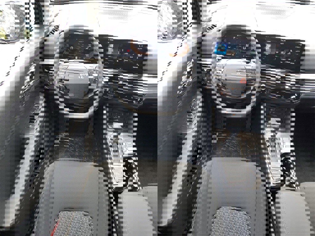 New 2026 Kia Sportage LX image 24