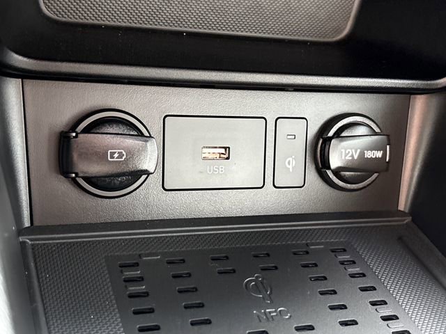 Used 2023 Hyundai Kona SEL w/ Convenience Package image 18