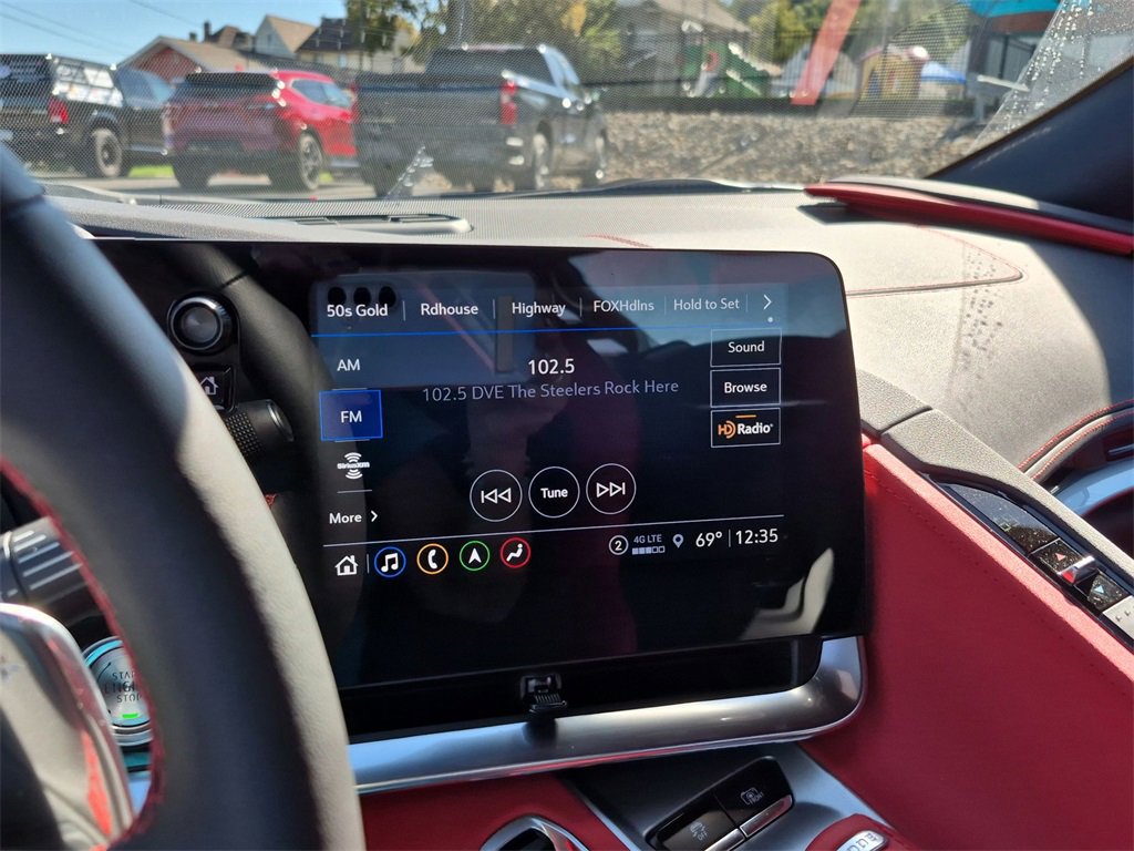 Used 2023 Chevrolet Corvette Stingray Preferred Cpe w/ 2LT image 23