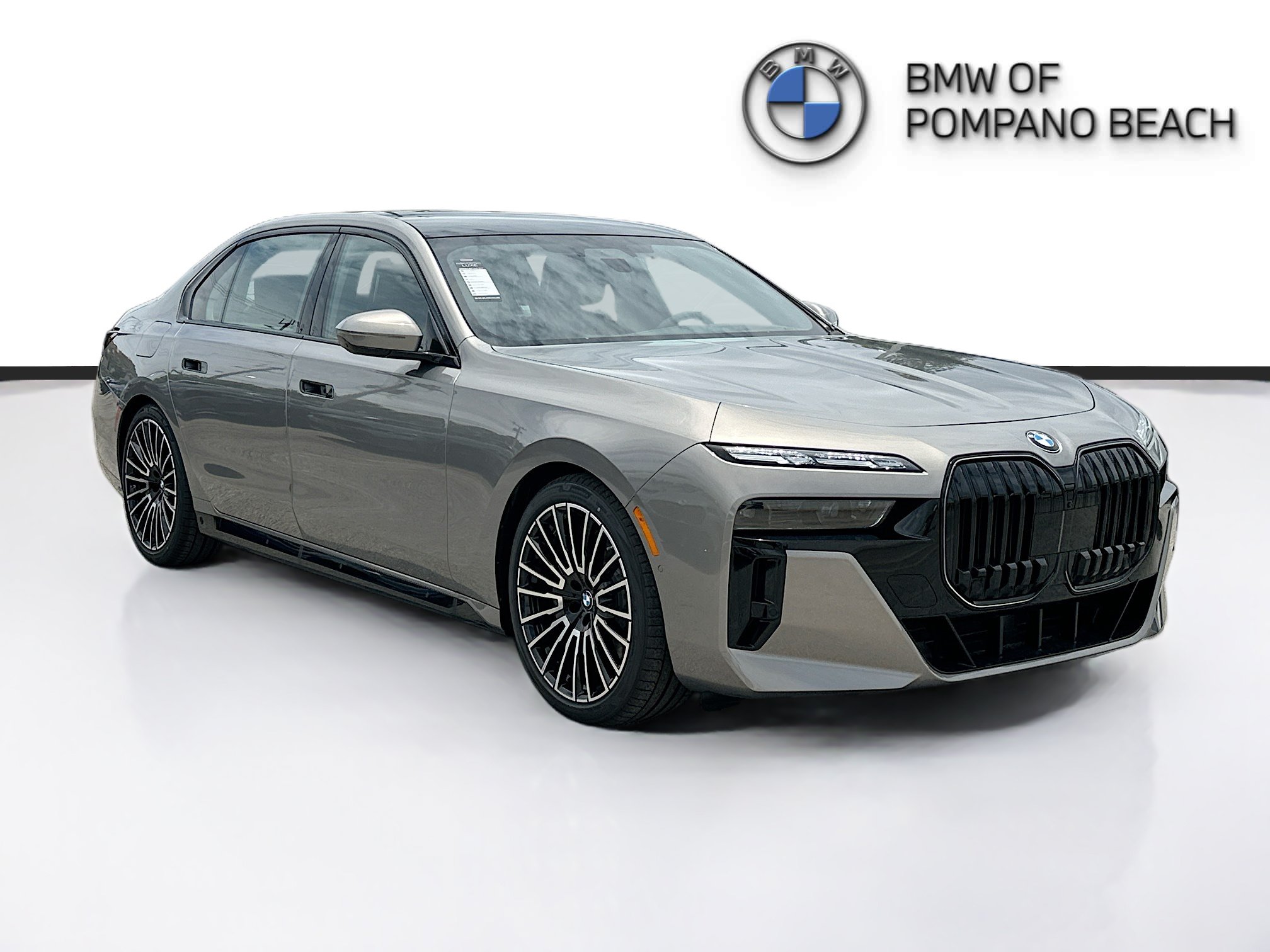 New 2026 BMW 760i xDrive w/ Executive Package AWD/4WD video 1
