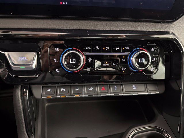 Used 2023 GMC Sierra 1500 AT4 w/ Technology Package AWD/4WD image 27