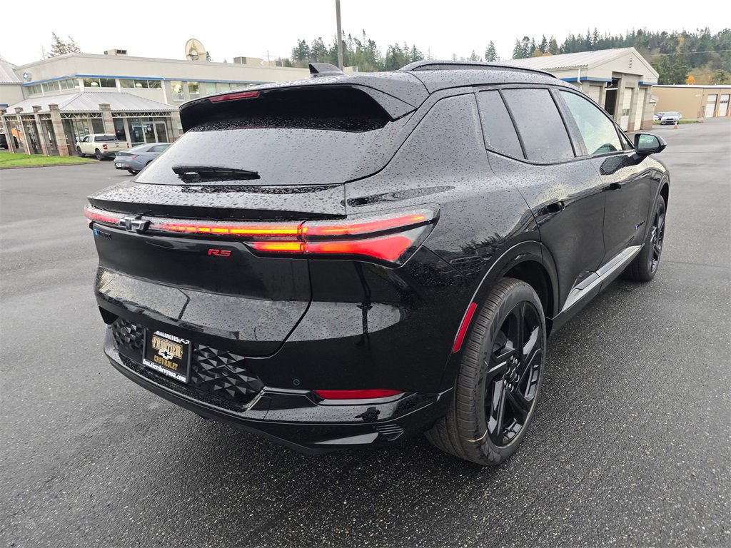New 2026 Chevrolet Equinox EV RS image 4
