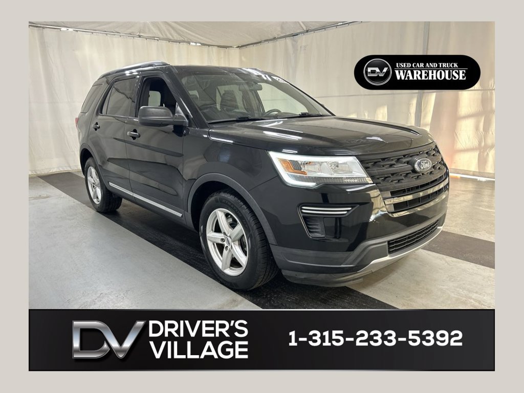 Used 2018 Ford Explorer XLT FWD image 1