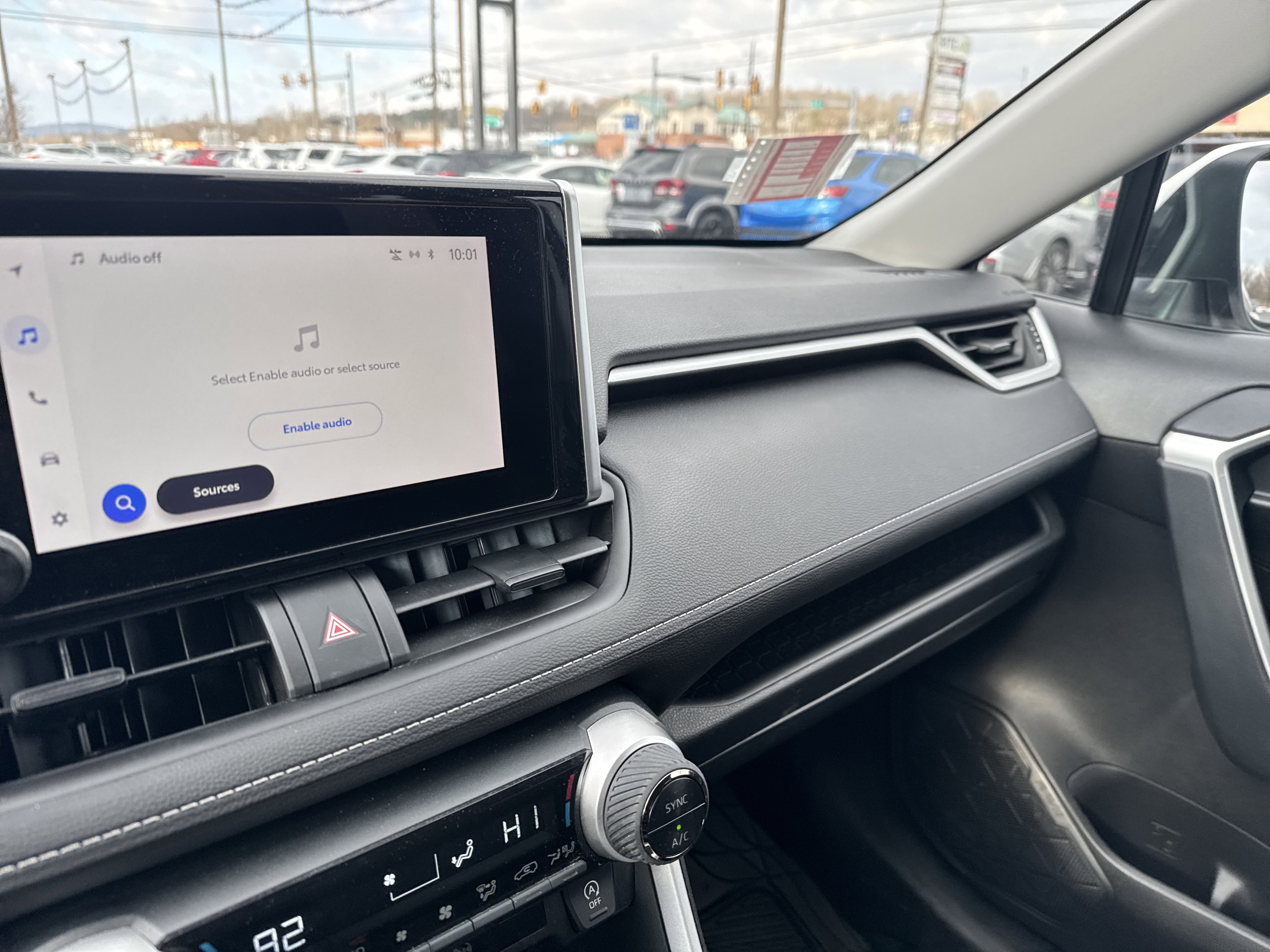 Used 2023 Toyota RAV4 XLE image 22