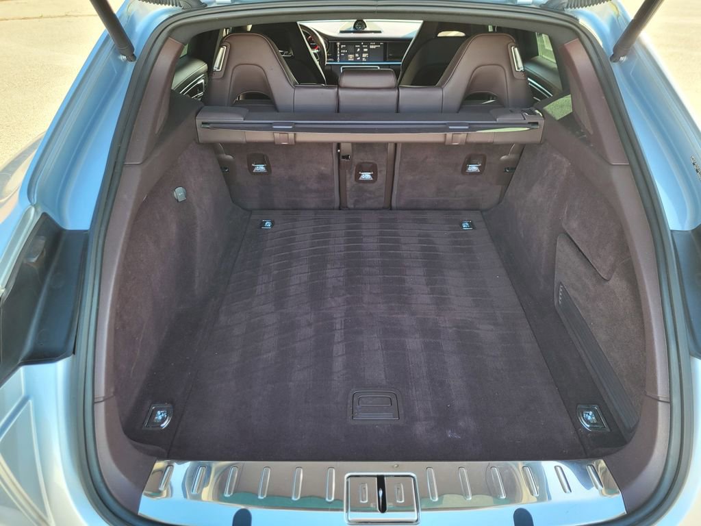 Used 2018 Porsche Panamera 4 w/ Premium Package Plus image 10