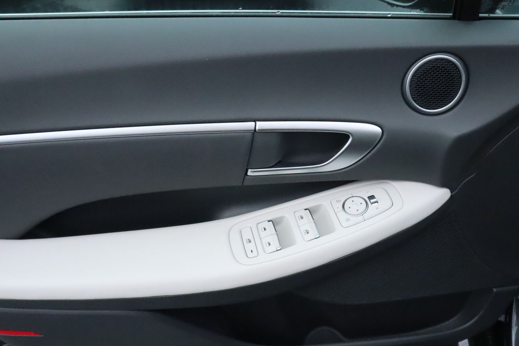 New 2026 Hyundai Sonata SEL FWD image 20
