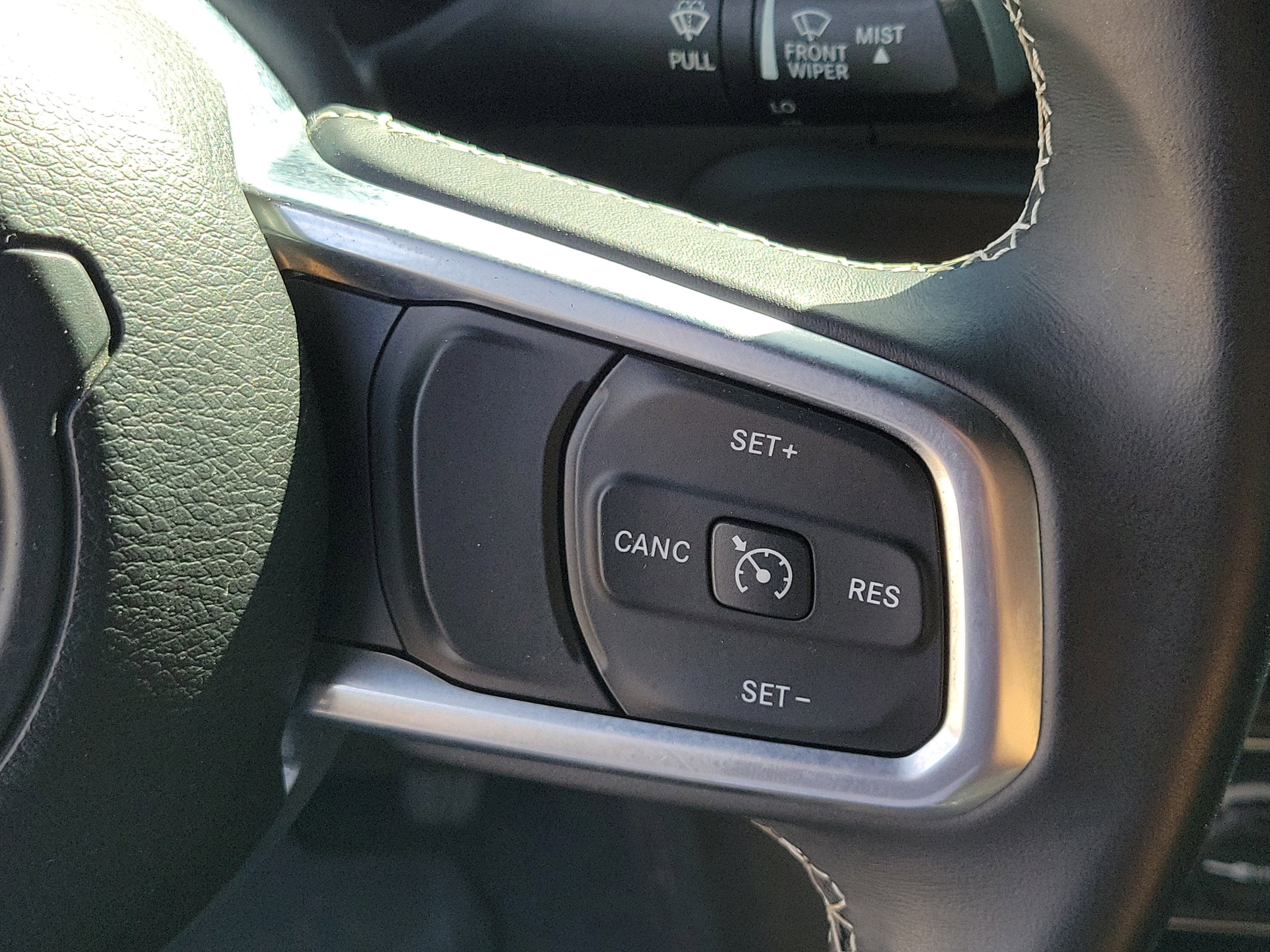 Used 2019 Jeep Wrangler Unlimited Sahara AWD/4WD image 24