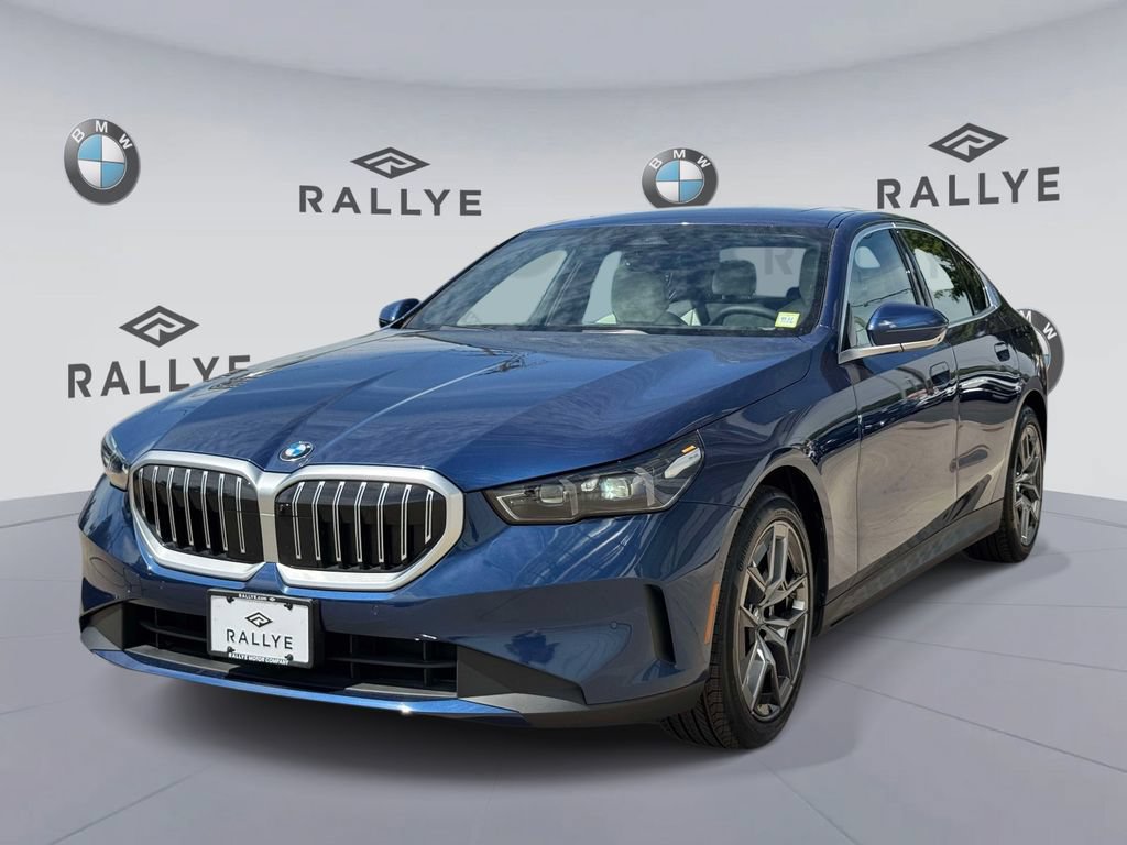 Certified 2026 BMW 530i xDrive w/ Premium Package AWD/4WD image 3