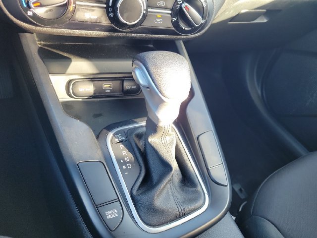 Used 2024 Kia Soul LX w/ LX Technology Package FWD image 34