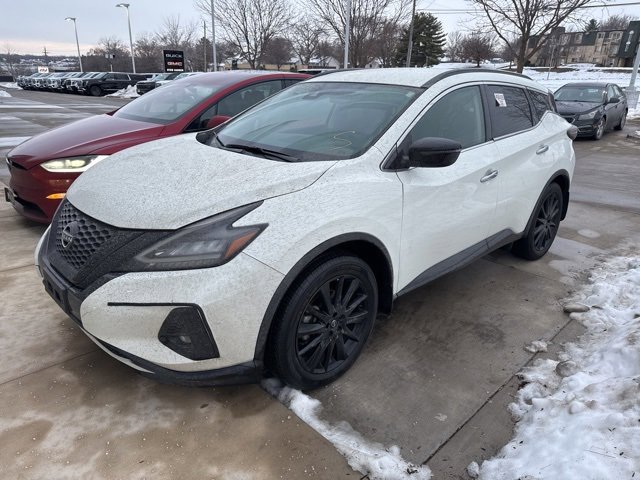 Used 2023 Nissan Murano SV w/ SV Midnight Edition Package image 2