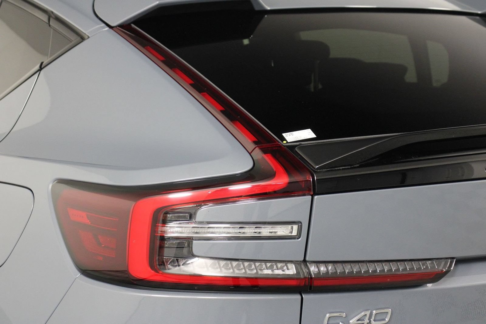 Certified 2023 Volvo C40 P8 Recharge Ultimate w/ Protection Package Premier AWD/4WD image 18