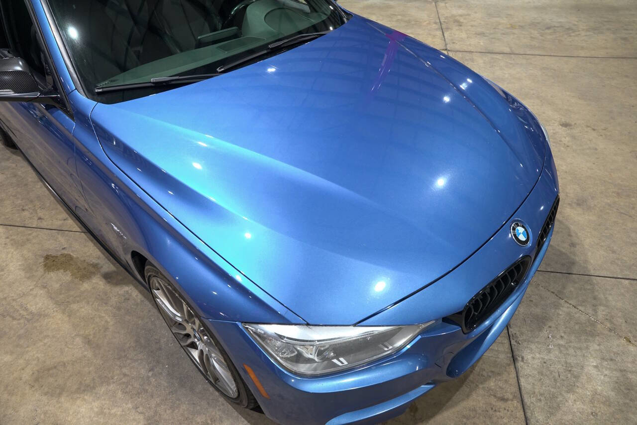 Used 2013 BMW 335i xDrive Sedan AWD/4WD image 18