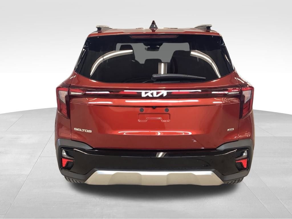 Certified 2025 Kia Seltos S AWD/4WD image 6