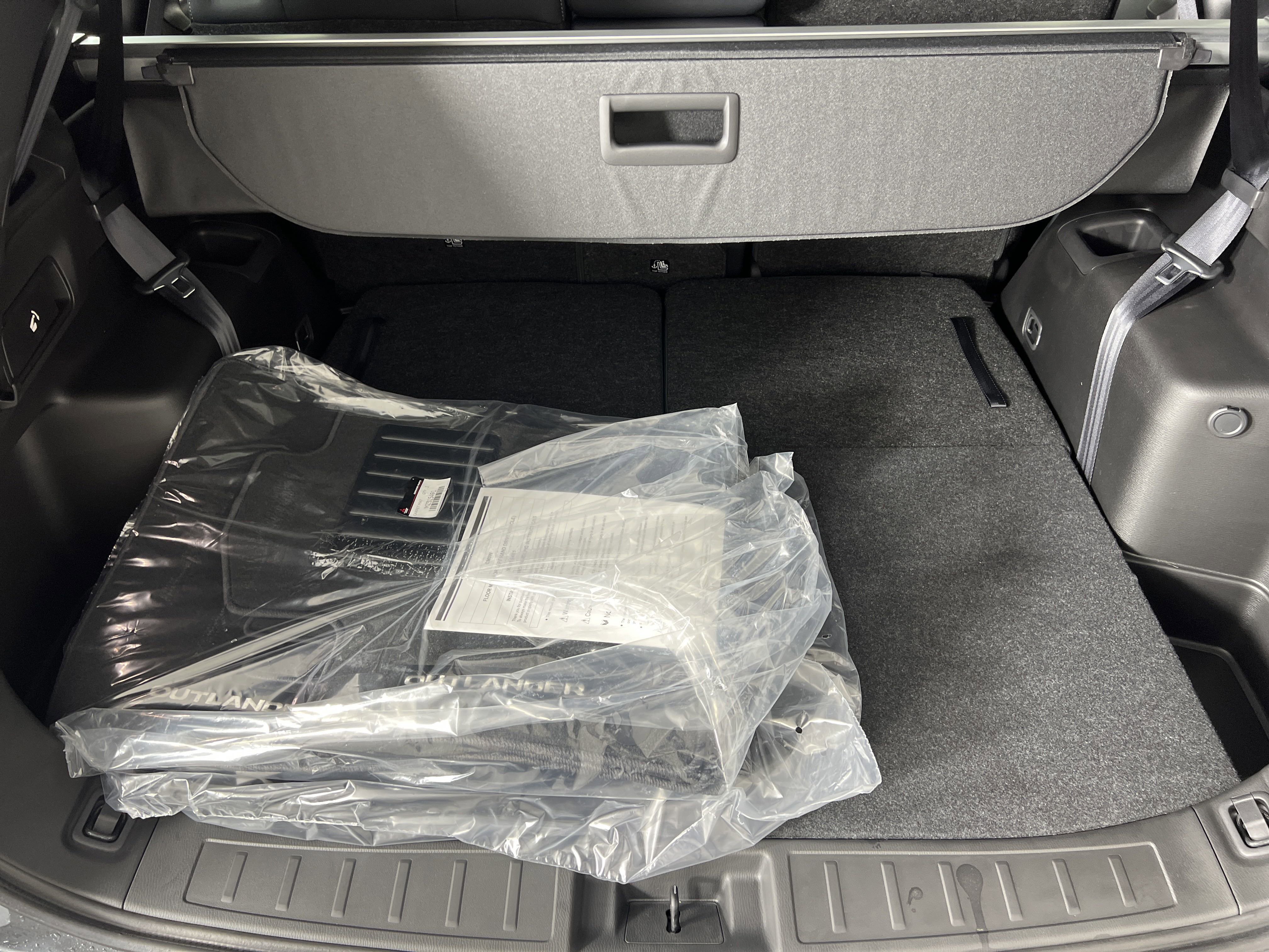 New 2025 Mitsubishi Outlander SEL image 13