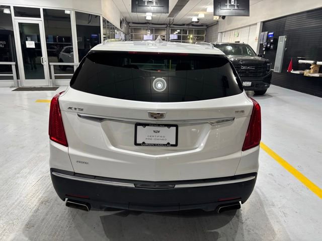 Used 2017 Cadillac XT5 Luxury w/ Driver Awareness Package AWD/4WD image 8
