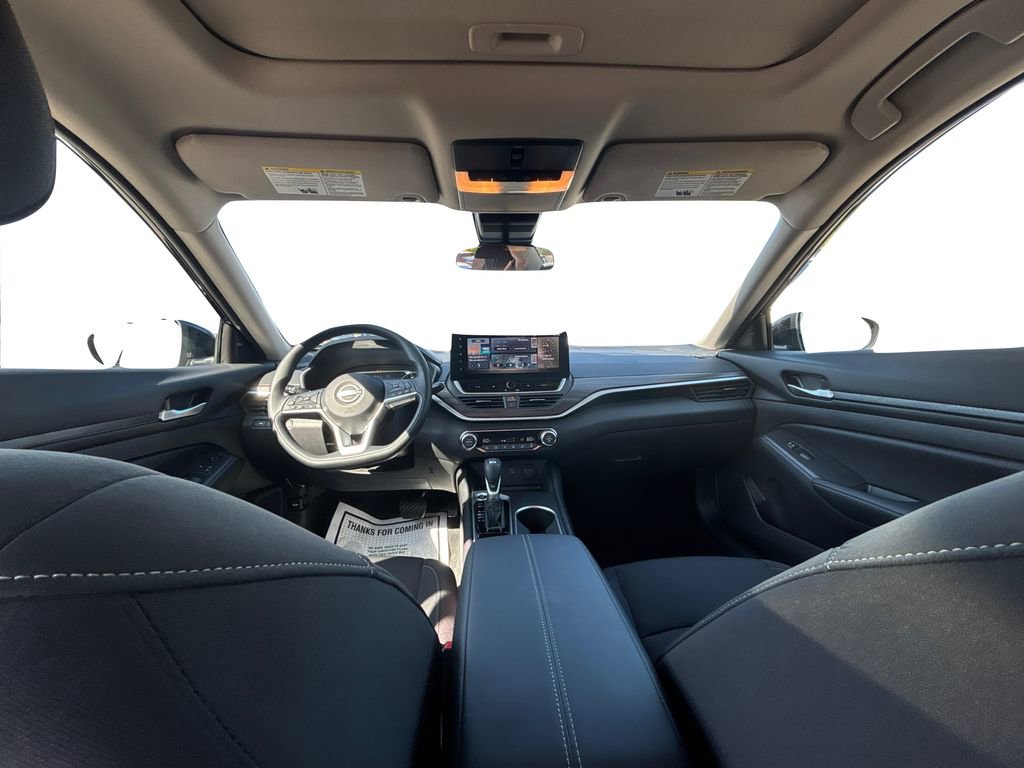New 2025 Nissan Altima 2.5 SV w/ SV Special Edition Package image 17