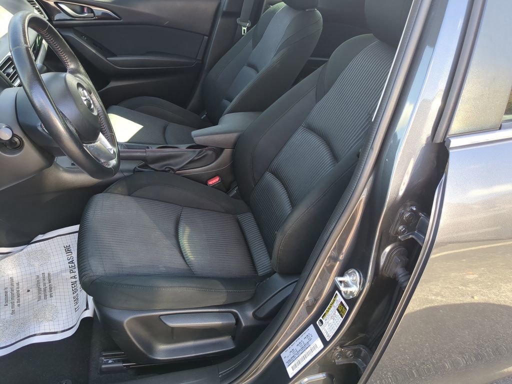 Used 2014 MAZDA MAZDA3 i Touring image 18