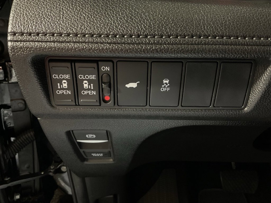 Used 2025 Honda Odyssey Sport-L image 27