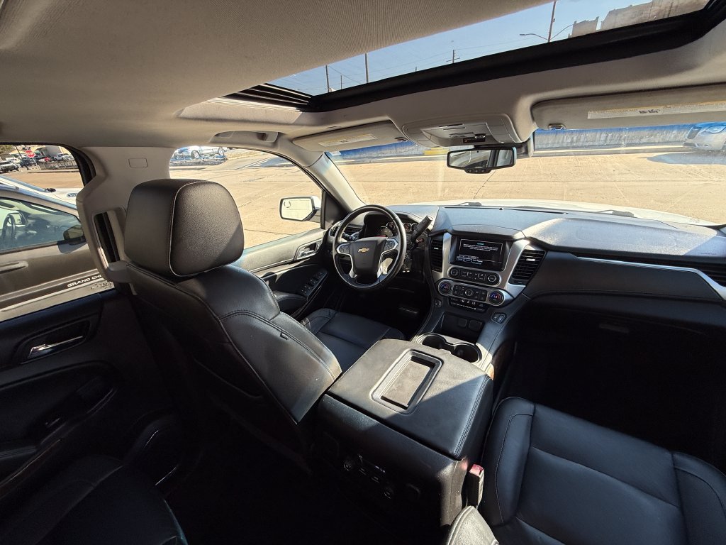 Used 2018 Chevrolet Suburban LT AWD/4WD image 22