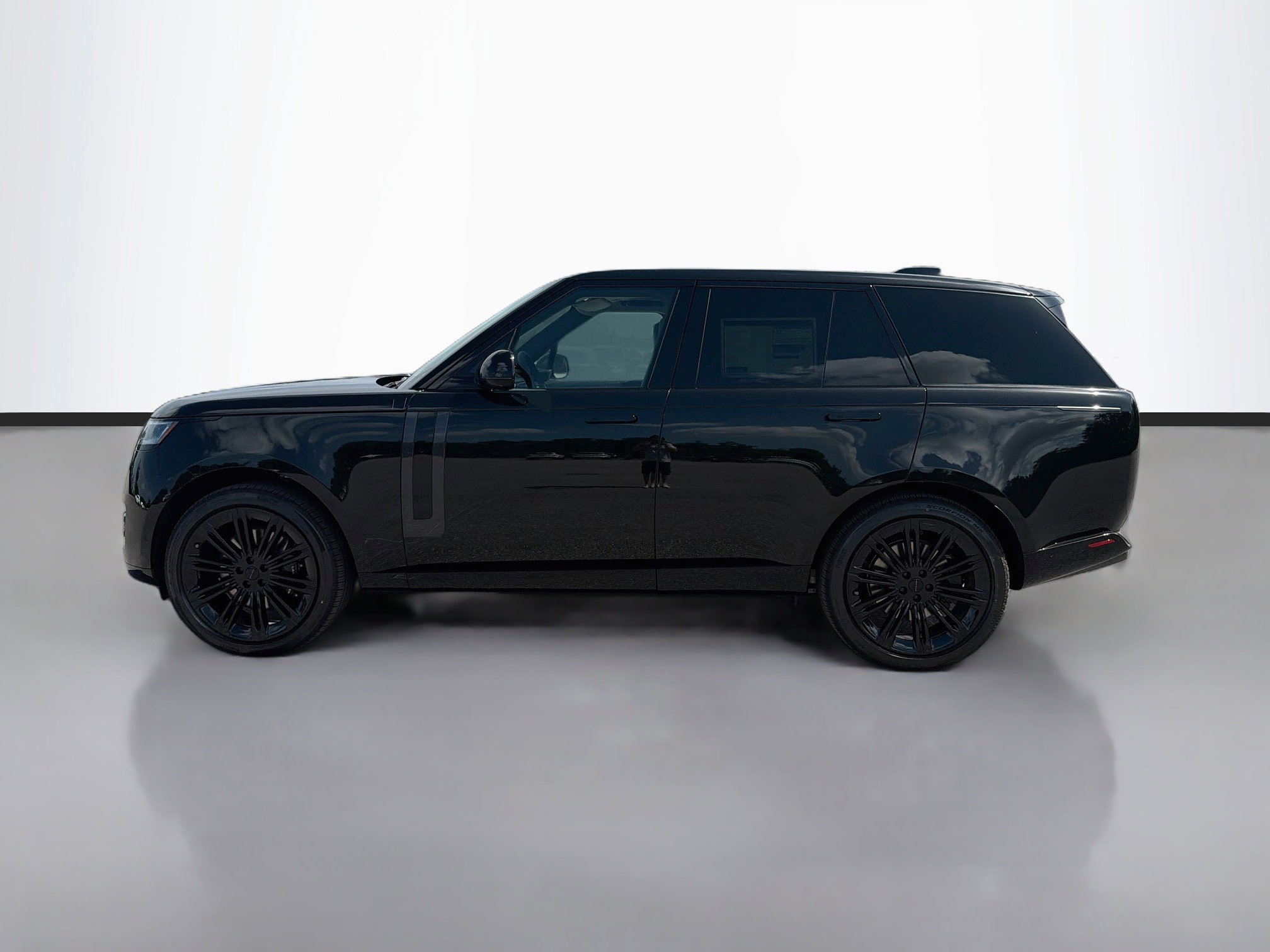 New 2026 Land Rover Range Rover SE AWD/4WD image 2