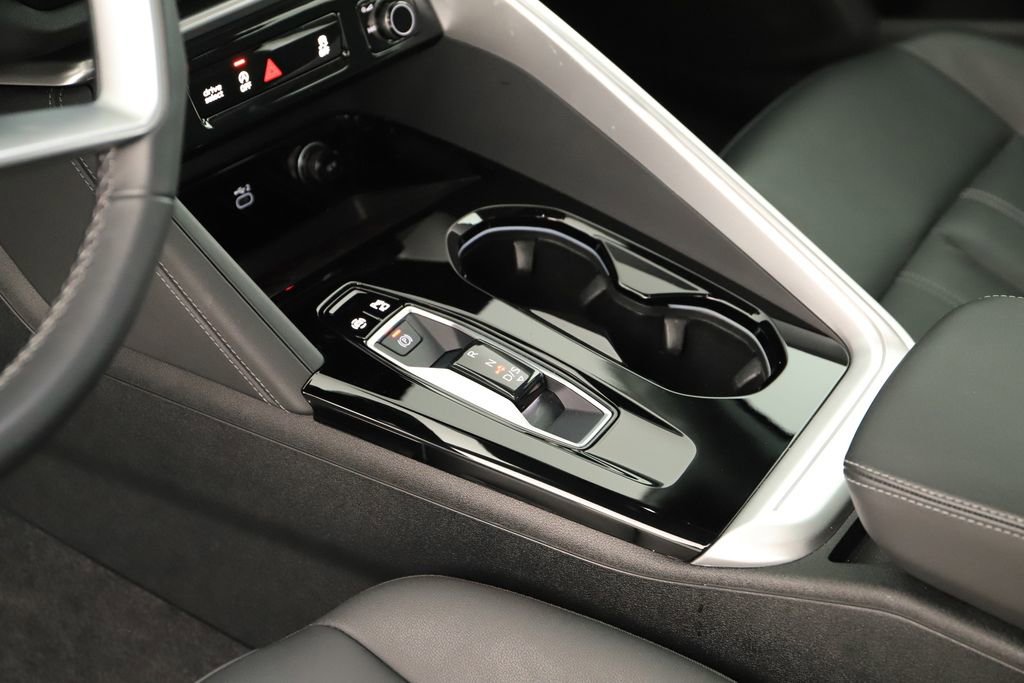 Certified 2025 Audi Q5 Premium Plus w/ Premium Plus AWD/4WD image 17