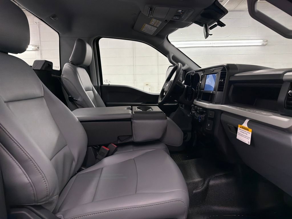New 2026 Ford F250 XL w/ XL Chrome Package image 26