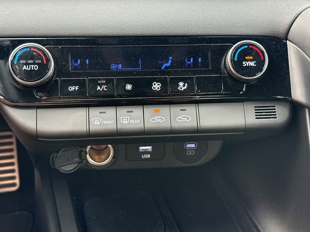 Certified 2025 Hyundai Elantra Sport FWD image 23