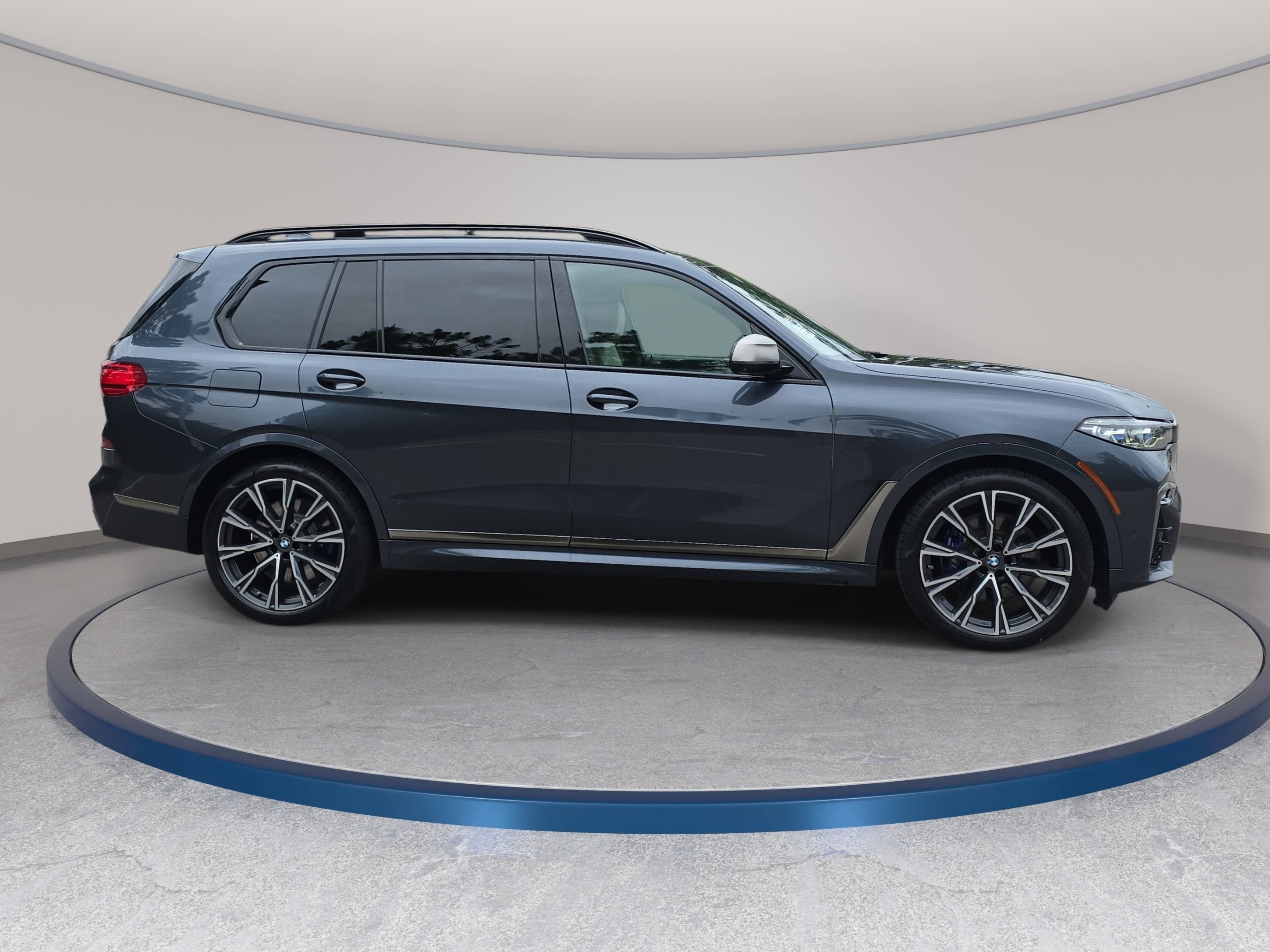 Used 2020 BMW X7 M50i w/ Dynamic Handling Package AWD/4WD image 5